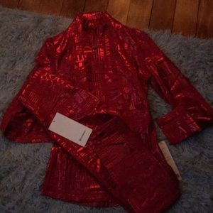 Define Jacket and Wunder Under HR Tight 28”